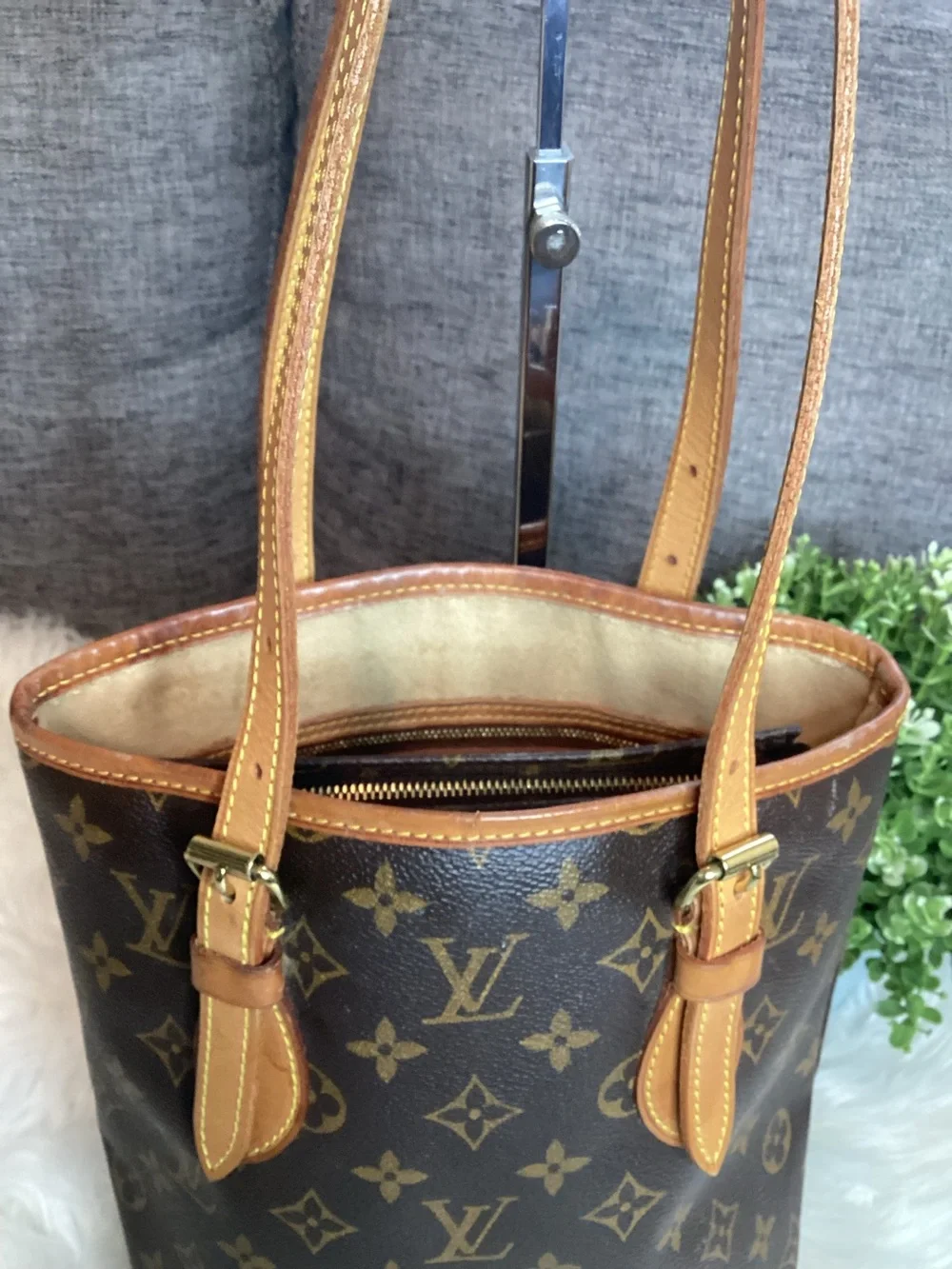 Louis Vuitton vintage louis
